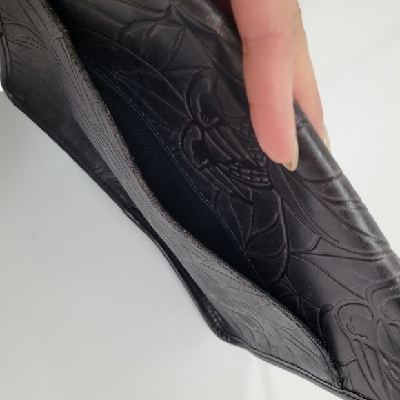 Vintage Debra‎ Lynne Tooled Leather Shoulder Bag Toucan Leaf Flap Closure Smooth - Picture 7 of 17